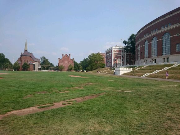 学生群体最多样的精英大学之一--wesleyan university卫斯理安大学