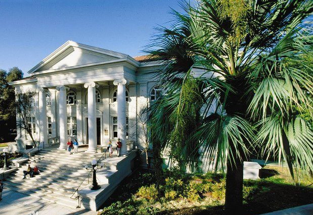 最富有且最难录取之一的顶级本科院校——波莫纳学院(pomona college)